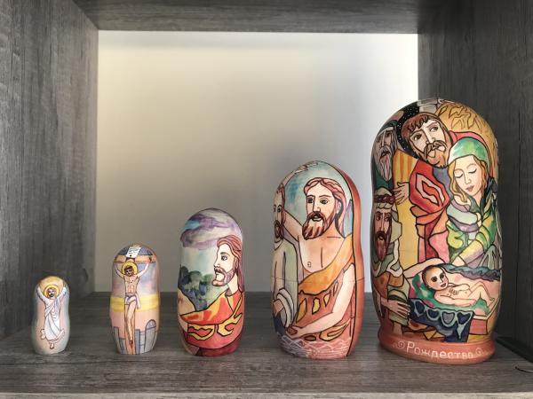 nesting dolls